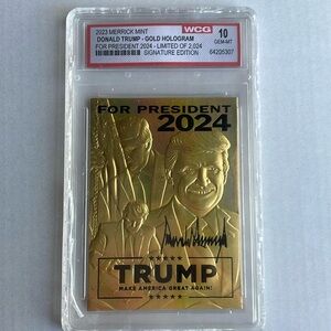 Donald Trump - 2023 - Gold Hologram - Signature Editiom